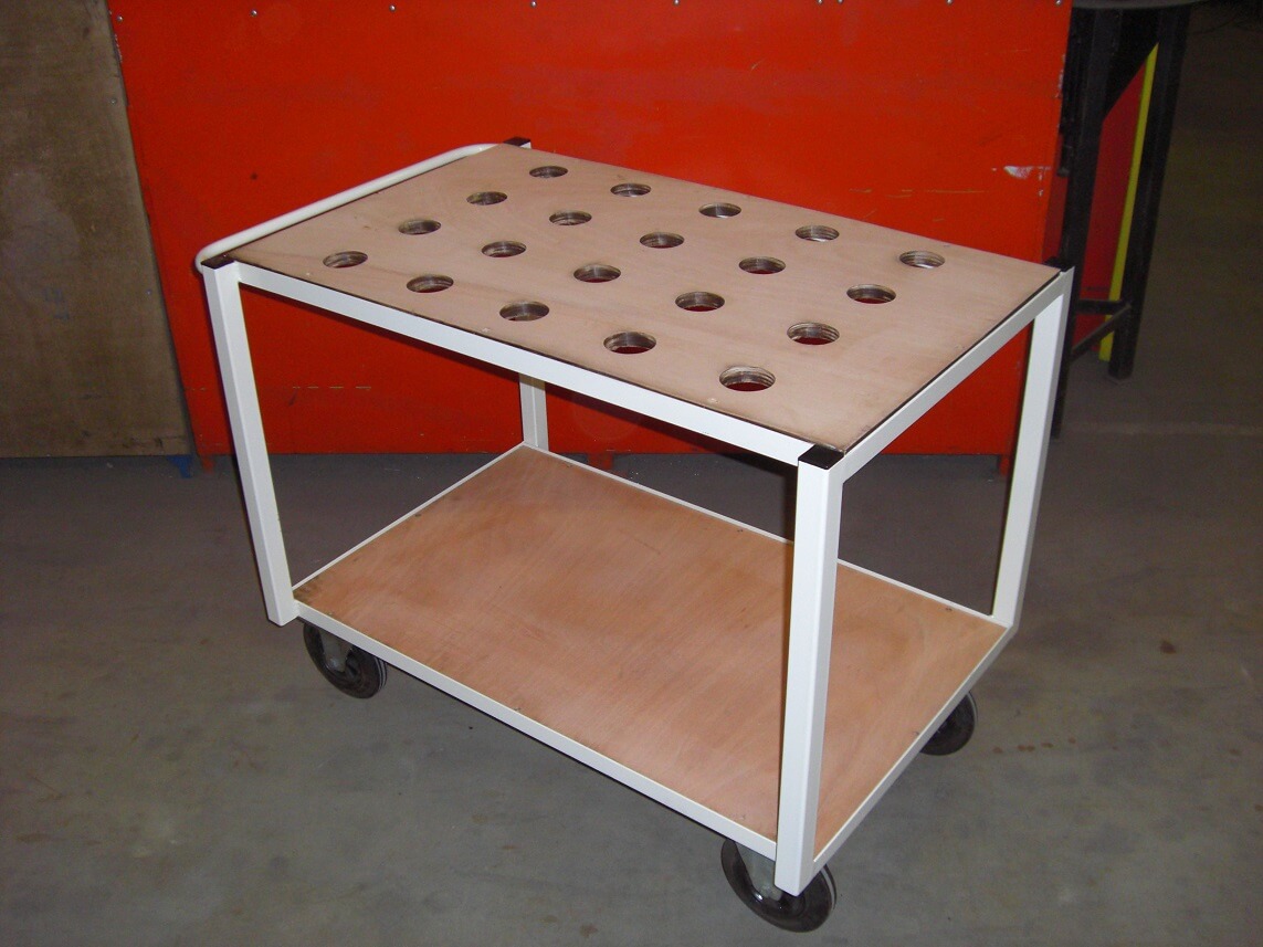 2MTT0002 - Table de stockage d'outillage