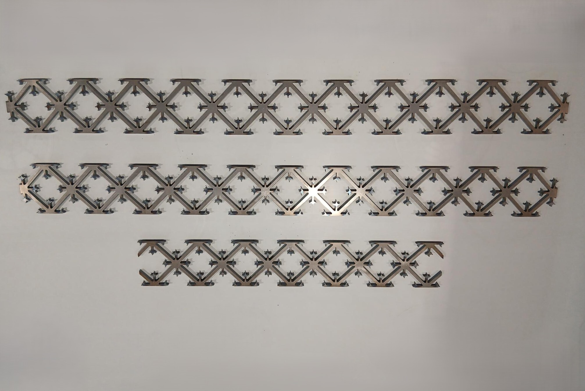 3STL0011 - Découpe laser en acier ép 10 mm