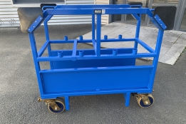 2MTC30040 - Chariot à roulettes