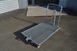 2R0020 - Chariot logisitique