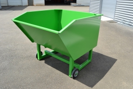 2SB0023 - Benne basculante 600L